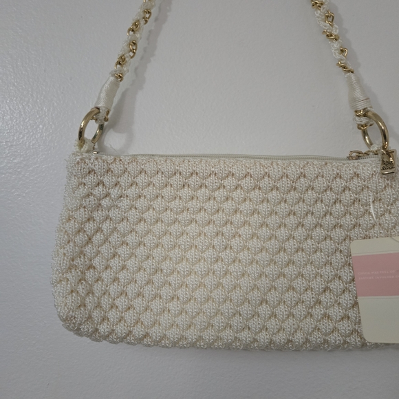 Lina Cream Crocheted Shoulder Bag Gold Chain Strap NWT - Picture 3 of 12